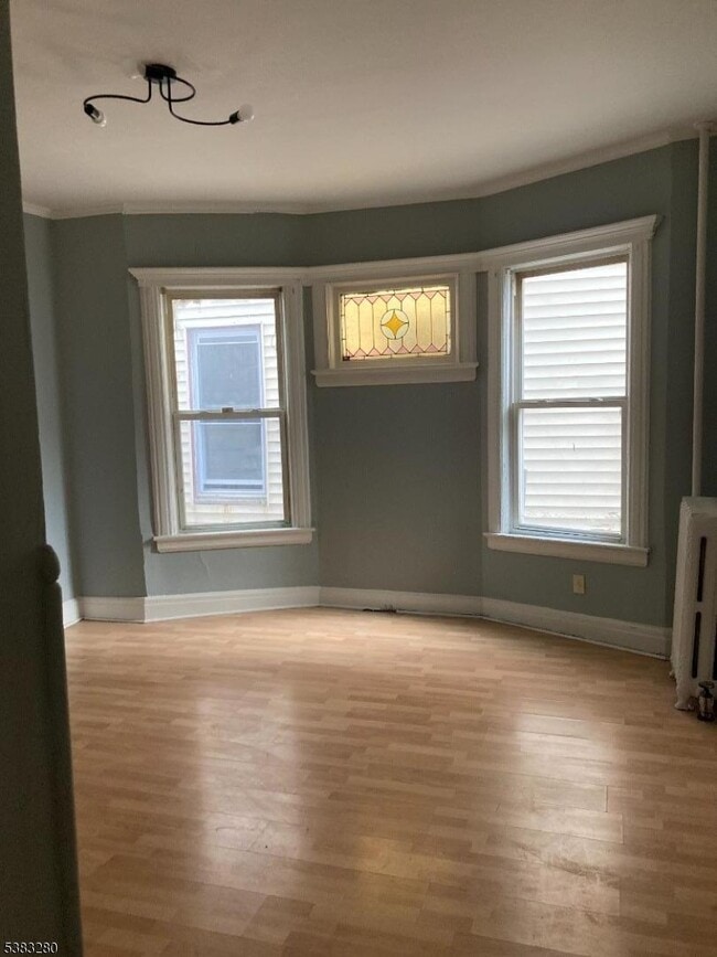 116 N 17th St in East Orange, NJ - Building Photo - Building Photo