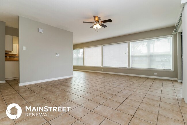 1450 Mandel Rd in Ft. Myers, FL - Building Photo - Building Photo