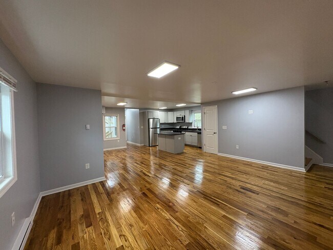 537 Prospect Ave in Asbury Park, NJ - Building Photo - Building Photo