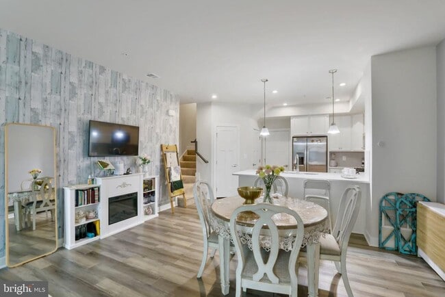 43011 Prophecy Terrace in Dulles, VA - Building Photo - Building Photo