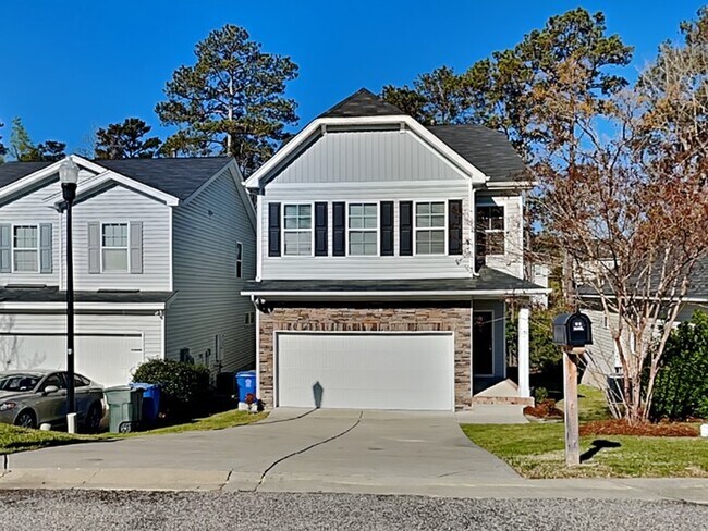 422 Hawkeye Ct
