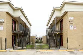 Chaffin Arms Apartments in Houston, TX - Foto de edificio - Building Photo