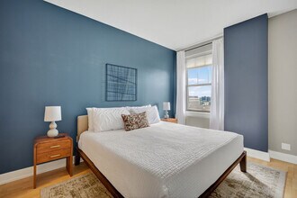 400 Walnut St in Des Moines, IA - Building Photo - Building Photo