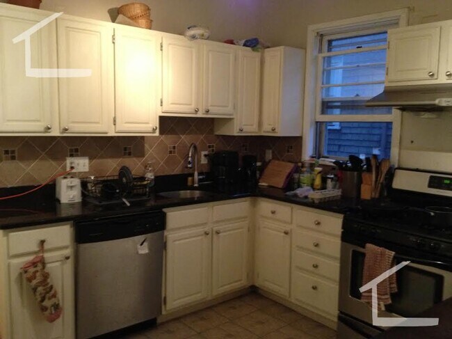 449 Beech Glen St in Boston, MA - Building Photo - Building Photo