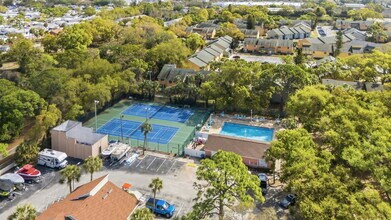 3595 41st Ln S, Unit 48B in St. Petersburg, FL - Foto de edificio - Building Photo