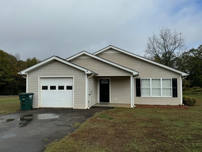 property at 3018 Old Maysville Rd