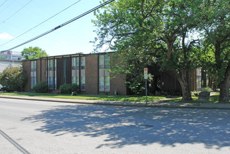 Acklen Apartments in Nashville, TN - Building Photo - Building Photo