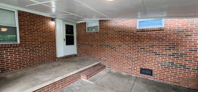2800 Mallory Ave NW in Huntsville, AL - Foto de edificio - Building Photo