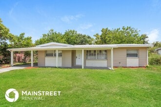 1607 Albert Dr in Melbourne, FL - Foto de edificio - Building Photo