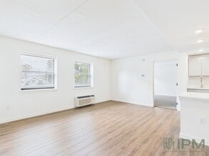 The Atlas on Senate in Camp Hill, PA - Foto de edificio - Building Photo