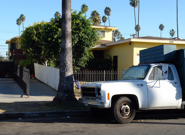 549 E 99th St in Inglewood, CA - Building Photo - Building Photo