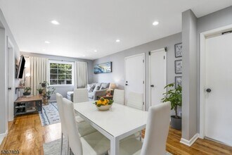 9 Westervelt Pl in Irvington, NJ - Building Photo - Building Photo