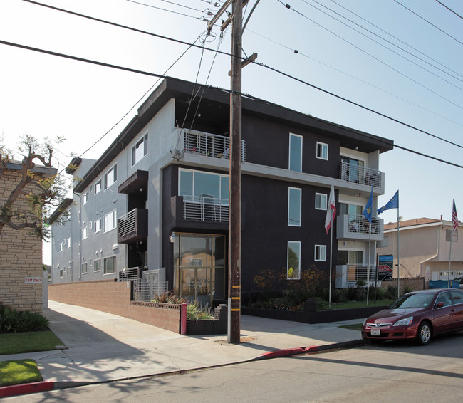 Yukon Towers in Torrance, CA - Foto de edificio - Building Photo