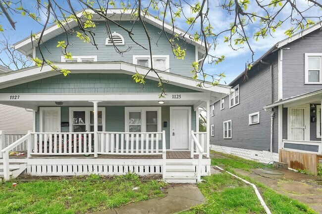 1125-1127-1127 E 20th Ave in Columbus, OH - Foto de edificio - Building Photo