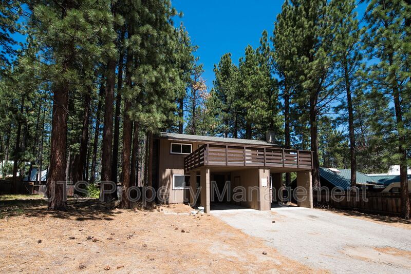 3693 Alder Ave in South Lake Tahoe, CA - Building Photo