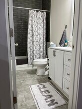 627 Monroe St in Eden, NC - Foto de edificio - Building Photo