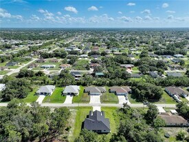 4532 29th St SW in Lehigh Acres, FL - Building Photo