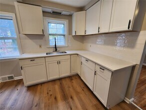 1062 Argonne Rd in South Euclid, OH - Building Photo - Building Photo