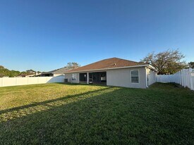 1535 Heartwellville St NW in Palm Bay, FL - Building Photo