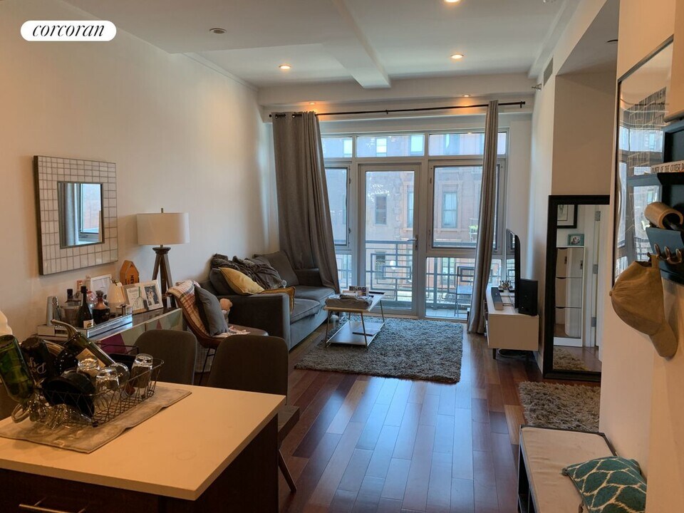 397 Greene Ave in Brooklyn, NY - Building Photo