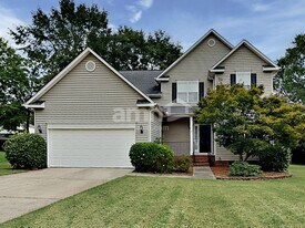 635 Chadwyck Dr in Duncan, SC - Building Photo