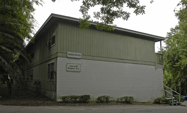 Woodriver in Gainesville, FL - Foto de edificio - Building Photo