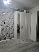 2321 SW 87th Terrace in Davie, FL - Building Photo - Building Photo