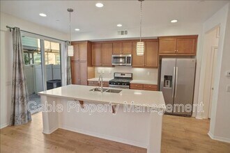 22097 Barrington Way in Santa Clarita, CA - Building Photo - Building Photo