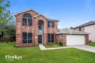 513 Branch Ln in Midlothian, TX - Building Photo