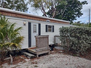 20151 Kings Row in Summerland Key, FL - Building Photo - Building Photo