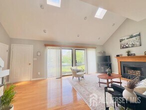 51 Talbot St in Franklin Township, NJ - Building Photo - Building Photo