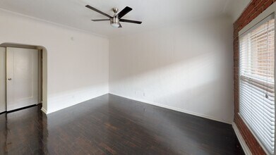 St. Andrews Manor Apartments...Charming Apartments...1920's Classic Brick..Newly Remodeled Building! in Los Angeles, CA - Building Photo - Floor Plan