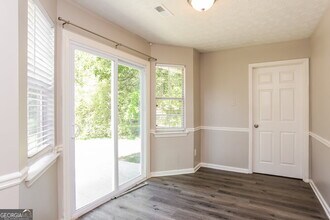 65 Mallie Ct in Hampton, GA - Building Photo - Building Photo