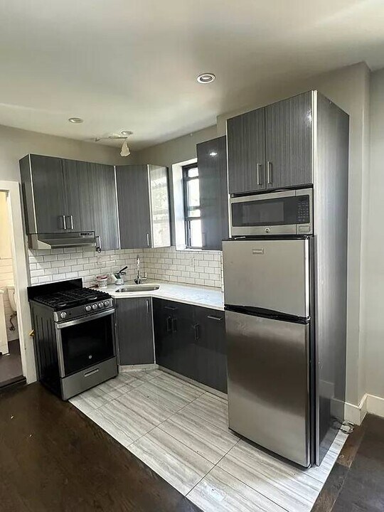 1814 Fowler Ave in Bronx, NY - Building Photo
