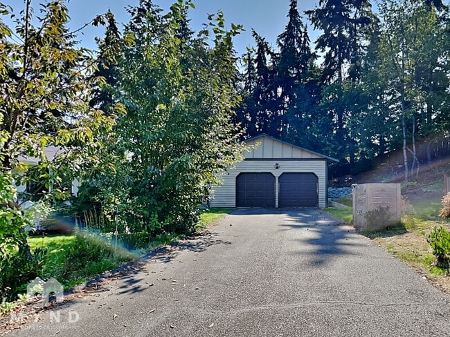 property at 11709 NE 98th St