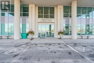 6 Toronto St in Barrie, ON - Building Photo - Building Photo