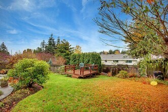 7023 40th Ave NE in Seattle, WA - Building Photo - Building Photo