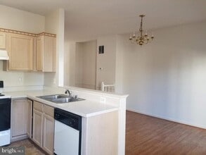 3290 Gina Pl in Woodbridge, VA - Building Photo - Building Photo