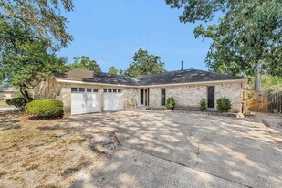 23918 Spring Gum Dr in Spring, TX - Building Photo