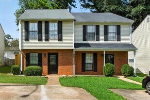 1524 Springleaf Cir SE in Smyrna, GA - Building Photo