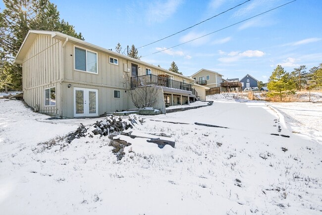 property at 30481 Chestnut Dr