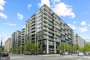 920 I St NW in Washington, DC - Building Photo