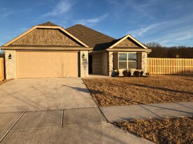 4192 W Anthem Dr in Fayetteville, AR - Building Photo