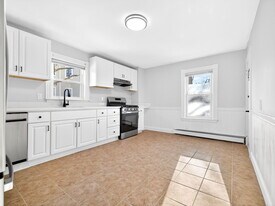 100 Woodstock St, Unit 1 in Somerville, MA - Building Photo