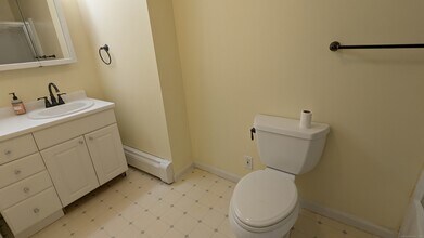 117 N Taylor Ave in Norwalk, CT - Building Photo - Building Photo