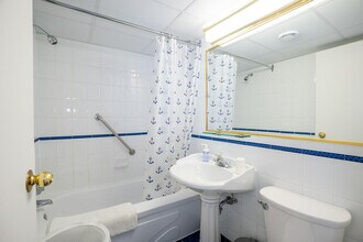 1555 Boul. René-Lévesque O in Montréal, QC - Building Photo - Building Photo