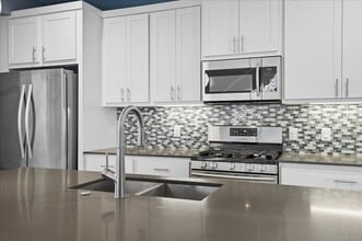 6902 Bennett Ave in Austin, TX - Building Photo - Building Photo