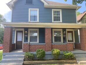1145 Woodlawn Ave, Unit 1 in Indianapolis, IN - Building Photo - Building Photo