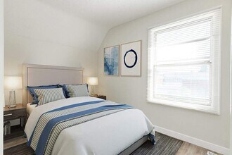 Dorchester House in Calgary, AB - Building Photo - Building Photo
