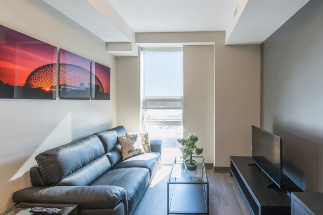 169 Lisgar St in Ottawa, ON - Building Photo